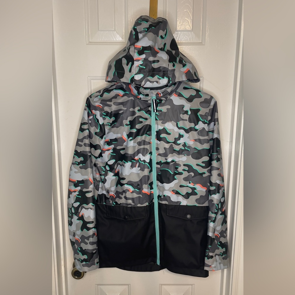 CAMO CAT & JACK BOYS HOODED RAIN JACKET